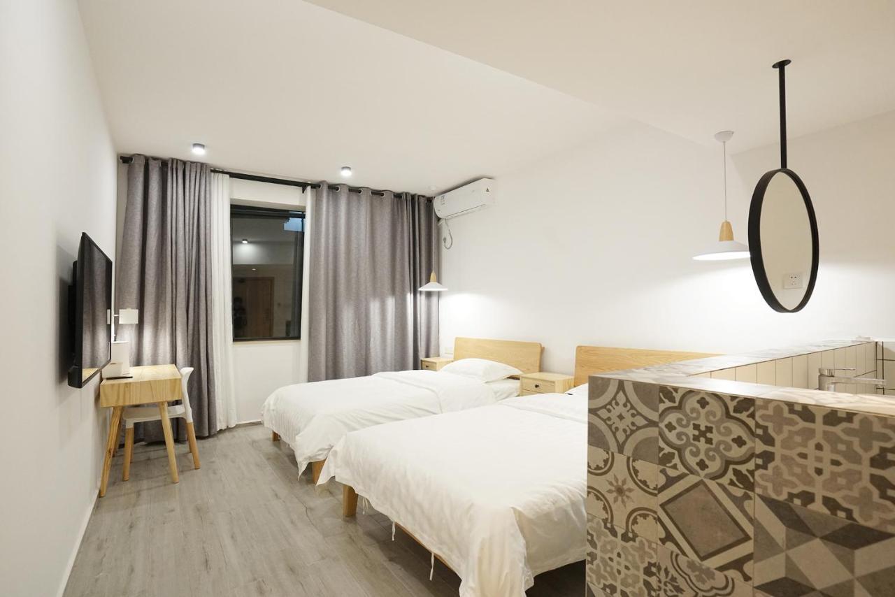 Travel Of Swan International Hostel Чжанцзяцзе Екстер'єр фото